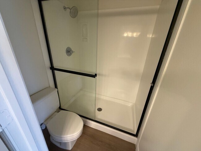 Building Photo - Chandler Home