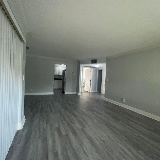 Building Photo - 3427 NW 47th Ave
