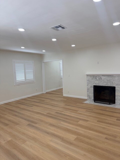 Building Photo - 4645 Butterfly Ln