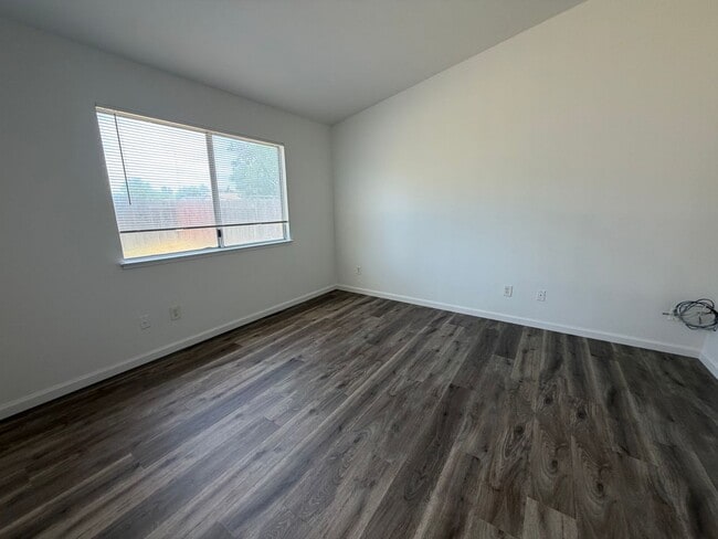 Building Photo - 8162 Morgan Hill Way