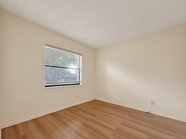 Building Photo - 10409 NW 11th St