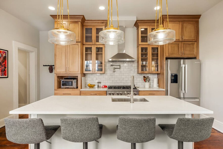 Building Photo - 1326 Broadway-SI ID1324946P