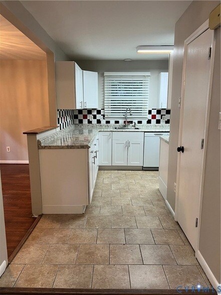 Building Photo - 1838 Ferncreek Pl