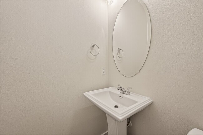 Building Photo - 3241 Loam Ln