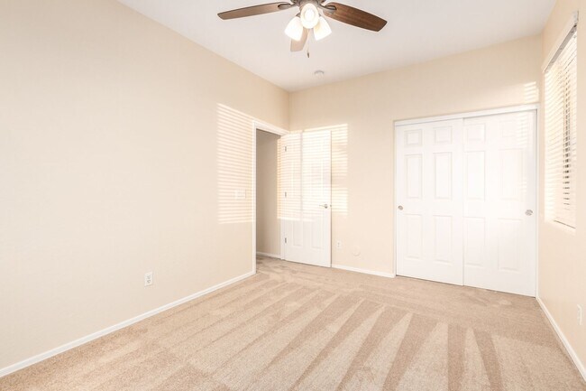 Building Photo - Gorgeous Golf Course Views in Gilbert, AZ!  MOVE-IN SPECIAL:  FIRST MONTH FREE!!!