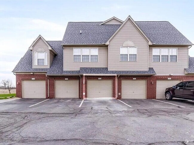 Building Photo - 519 Addington Ln