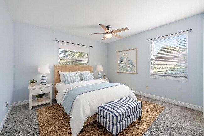 Building Photo - 1260 SW 25th Ln