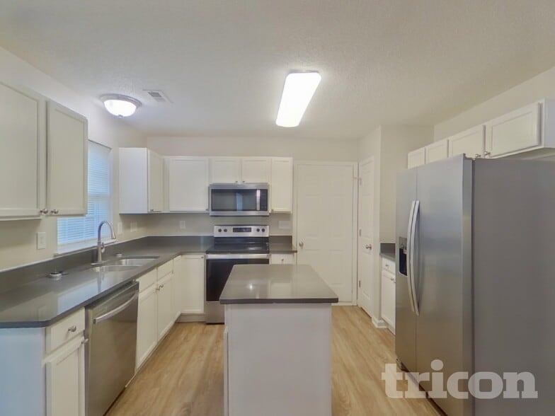 Building Photo - 2921 Barbee Ct