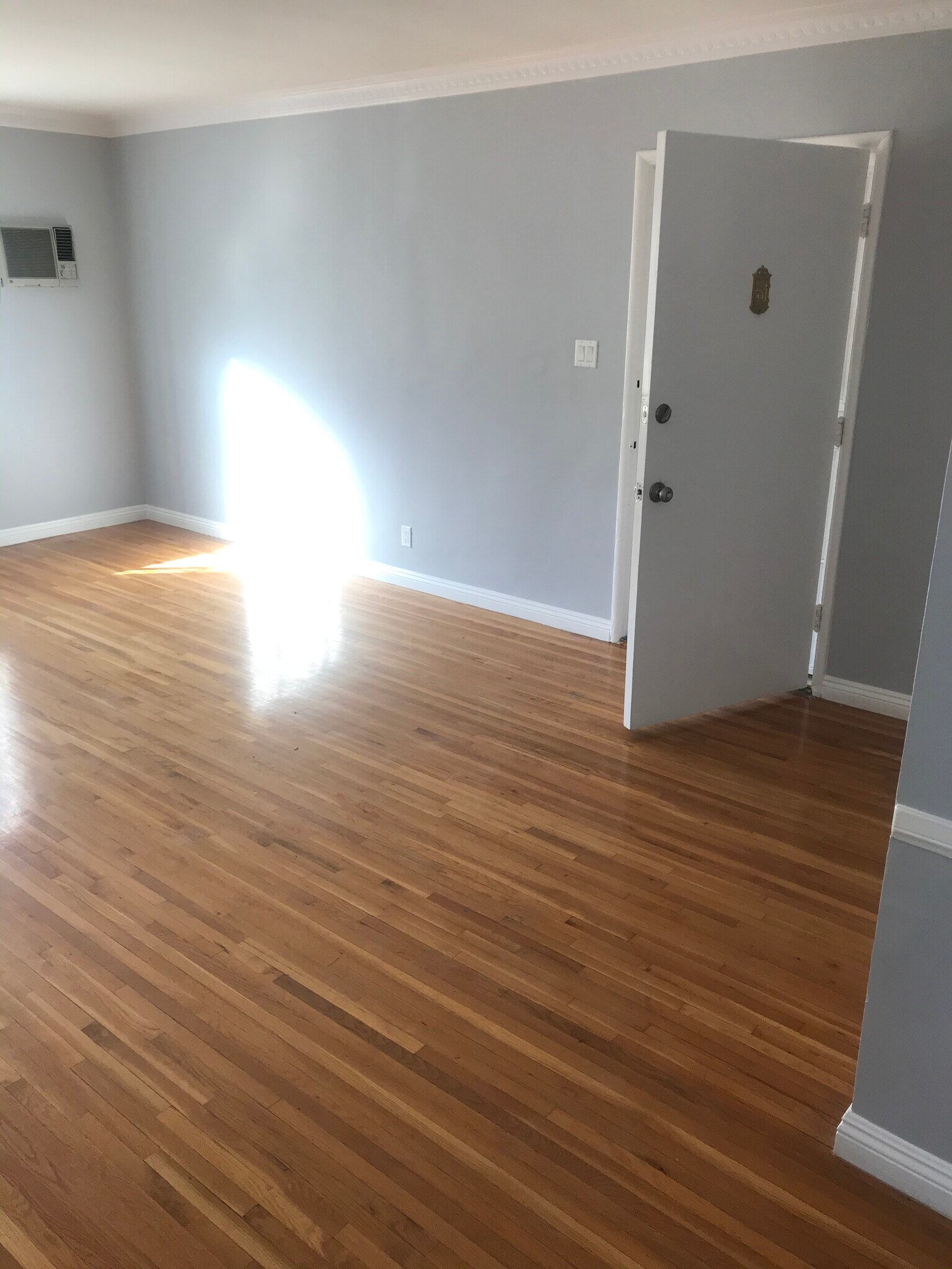 Living Room - 1114 N Sweetzer Ave