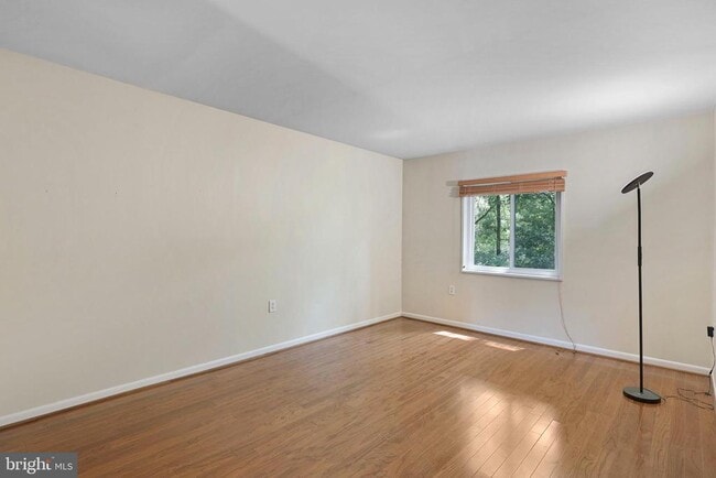 Building Photo - 1423 Northgate Square