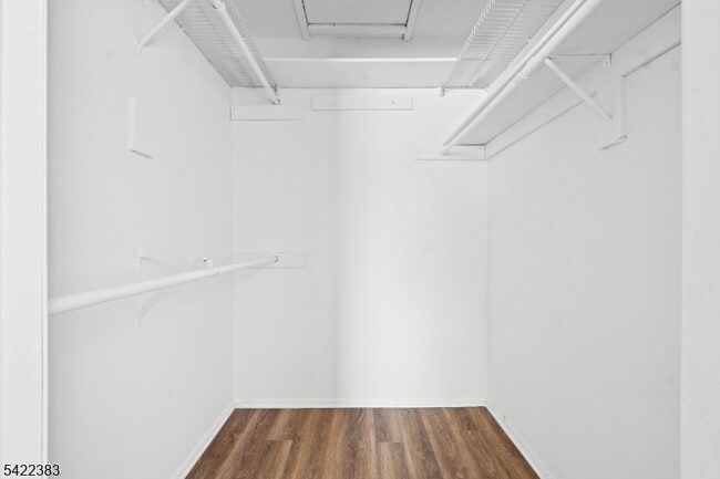 Building Photo - 62 Eton Way