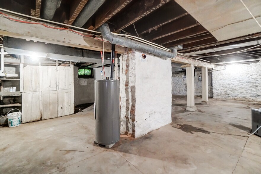 Building Photo - 1768 Williams Ave