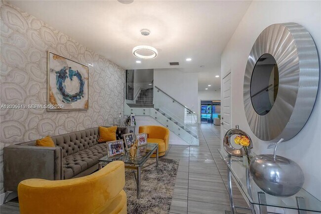 Building Photo - Northwest 103rd Place, Doral, FL 33178 - 4 BR 3 BA townhouse