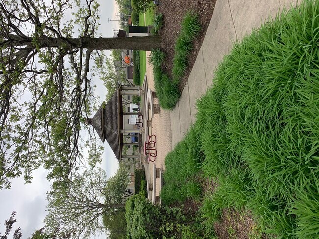 Building Photo - 4118 Wesley Terrace