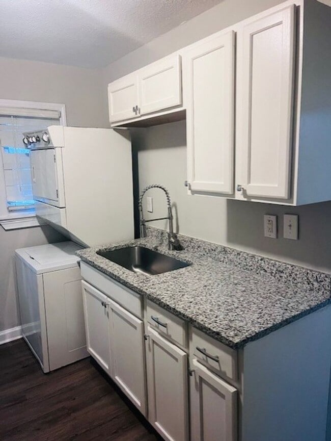 Building Photo - 2634 Druid Hls Wy