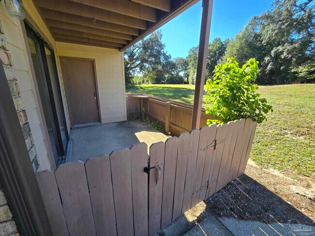 Building Photo - 2303 W Michigan Ave