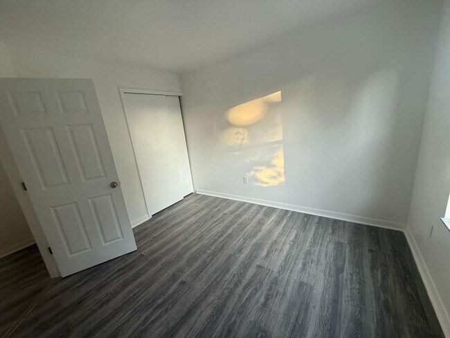 Building Photo - Stunning 3BR Home for Rent – Land O’ Lakes, FL