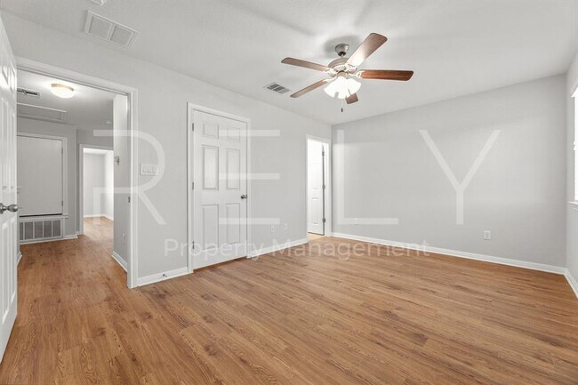 Building Photo - 412 Carl Shipp Dr