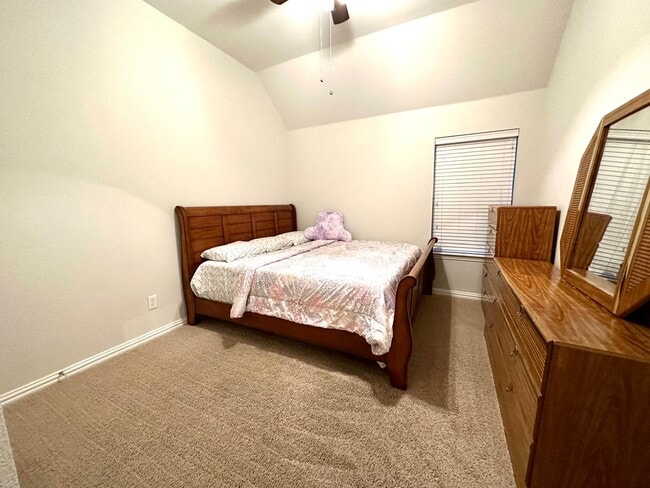 Building Photo - 2448 Elm Valley Dr