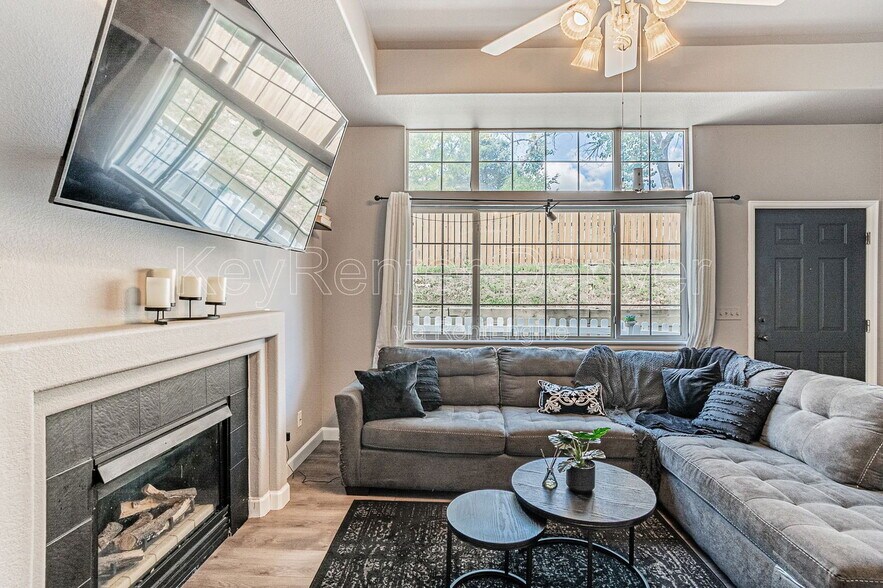 Building Photo - 8199 Welby Rd