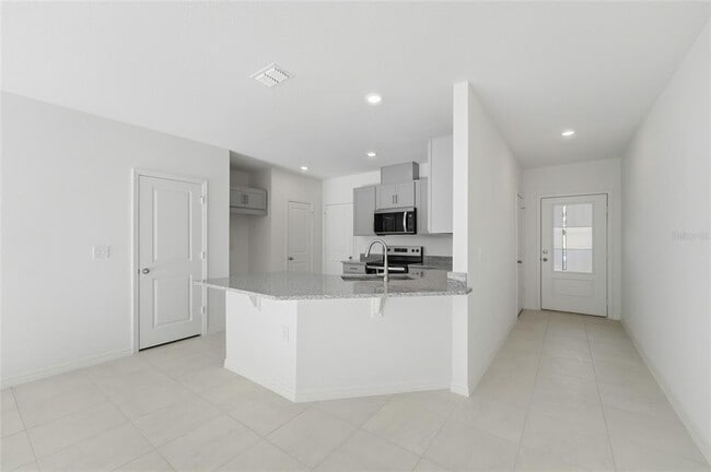 Building Photo - 2791 Raindrop Run St