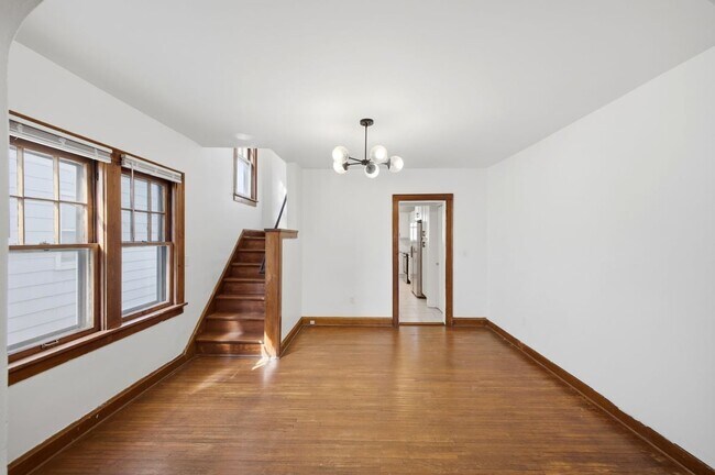 Building Photo - 417 S Huron Ave