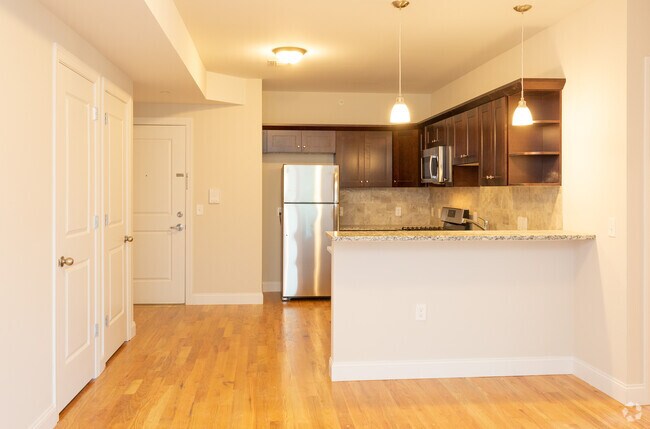 Living Space - 551 Centre St