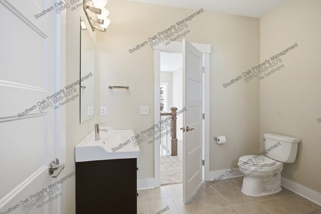 Building Photo - 401 Promontory Ridge