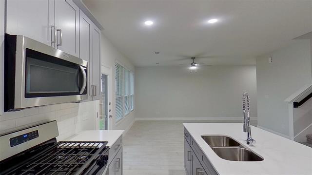 Building Photo - 415 Magellan Rd
