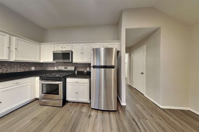 Building Photo - 5409 Balmorhea Dr