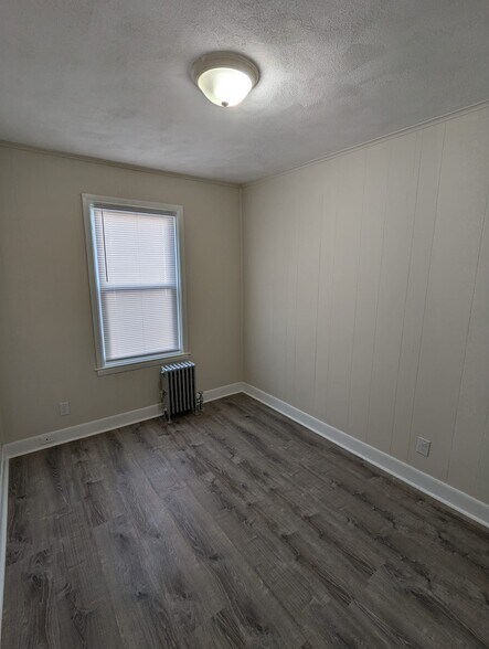 Building Photo - 47 Cumerford St