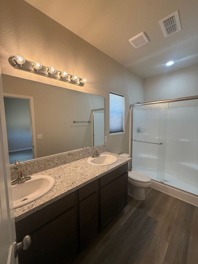Building Photo - New Build 3 Bedroom 2 Bathroom