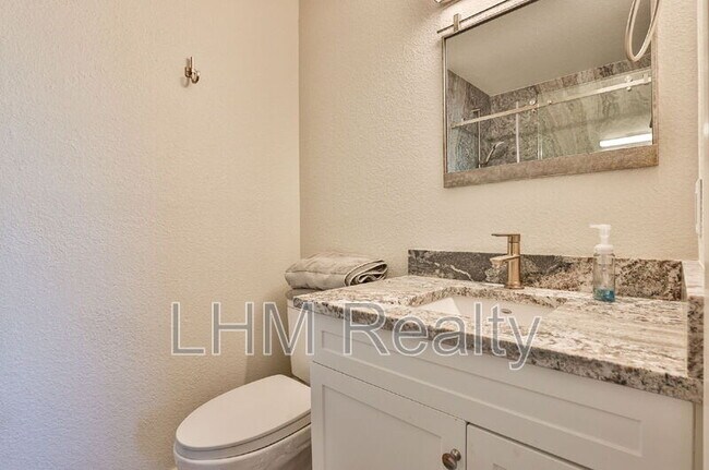 Building Photo - 1045 Leisure World