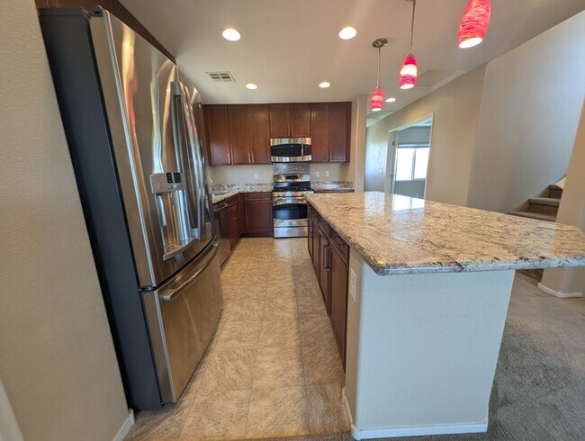 Building Photo - 10544 Headwind Ave