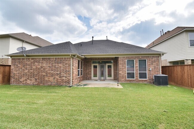 Building Photo - 14319 Hancock Elm St