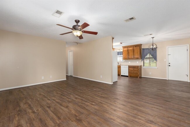 Building Photo - 9344 US-69