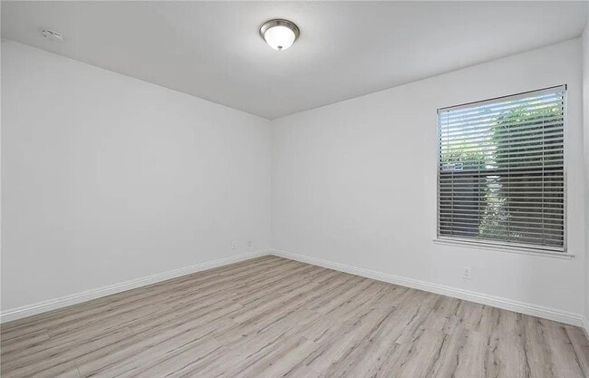 Building Photo - 26 Tangelo