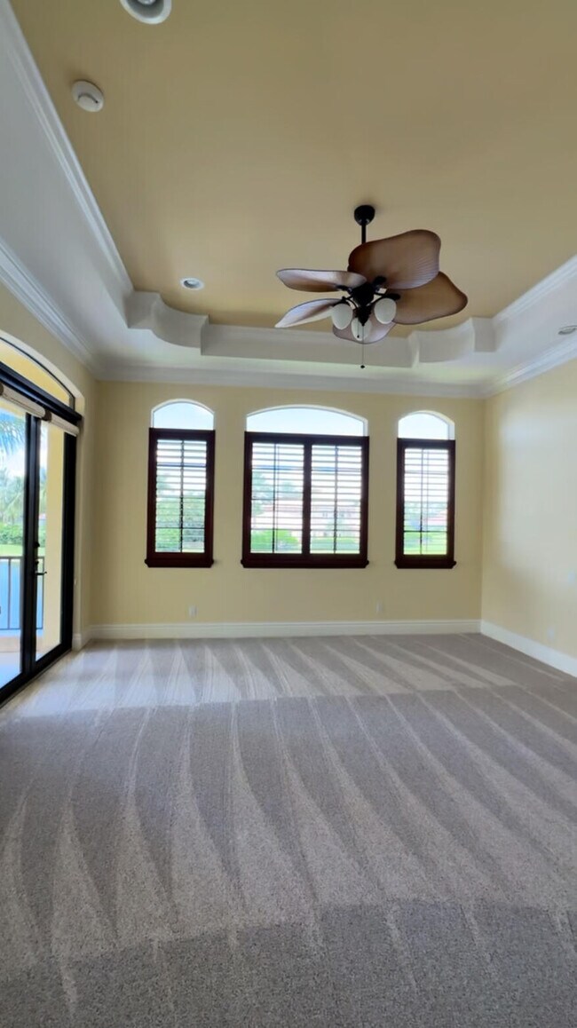 Building Photo - 9407 Bridgebrook Dr