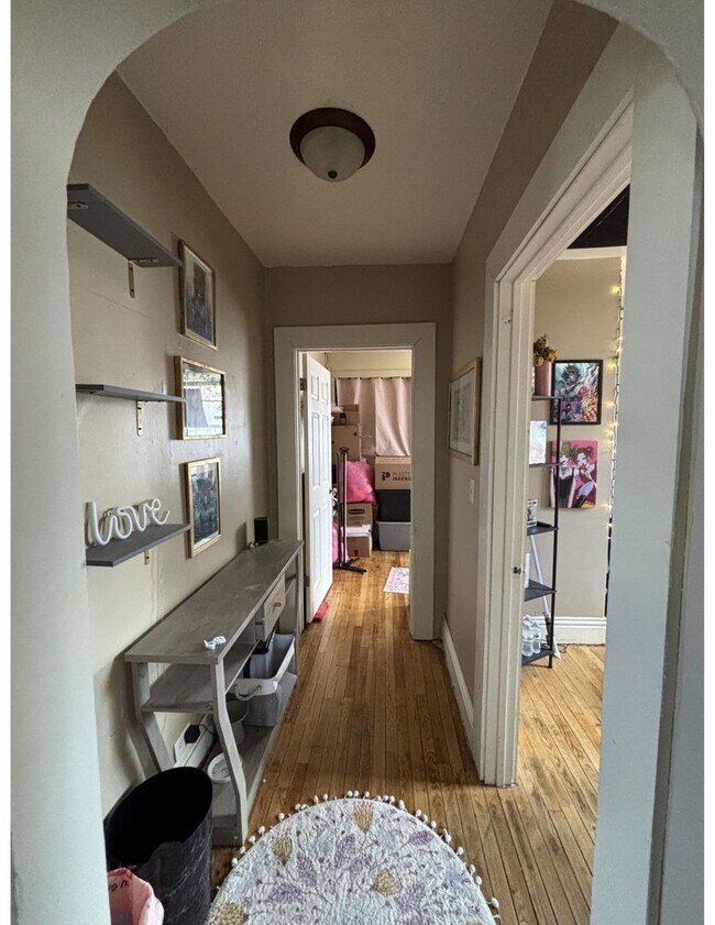 Building Photo - 519 Market St