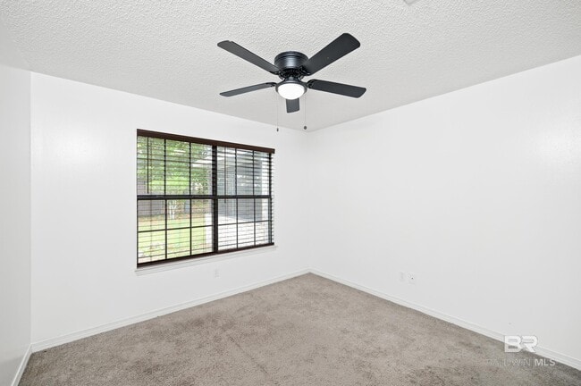 Building Photo - 2776 Santa Rosa Cir