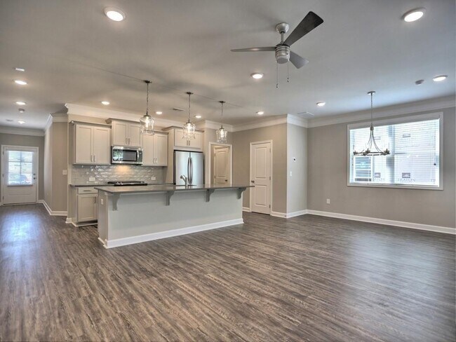 Building Photo - 3341 Verdi Ln