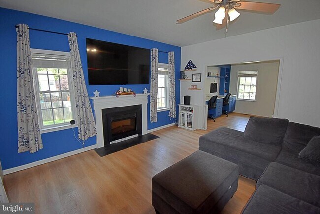 Building Photo - 34 Ashcroft Dr