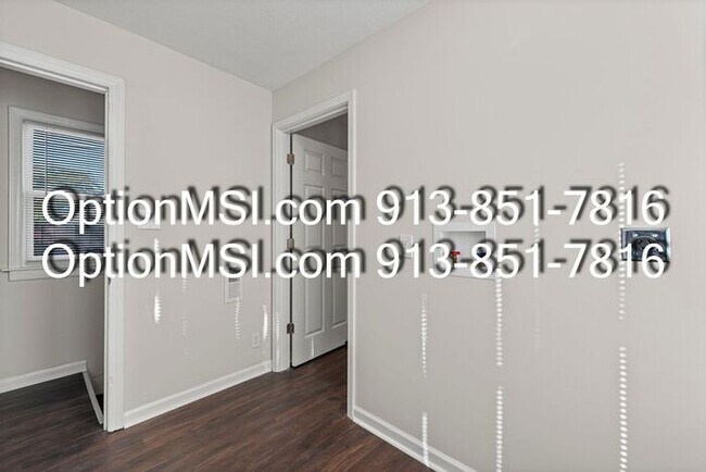 Building Photo - Newly Remodeled 3-Bedroom Home in Kansas C...