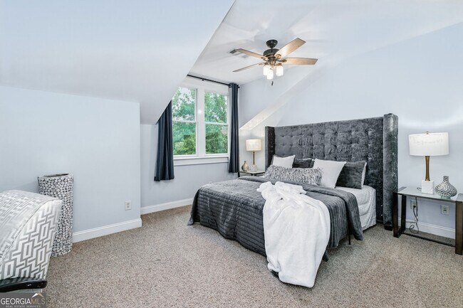 Building Photo - 6225 Random Winds Bluff