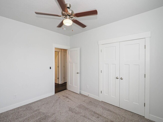 Building Photo - 3717 W 1500 N