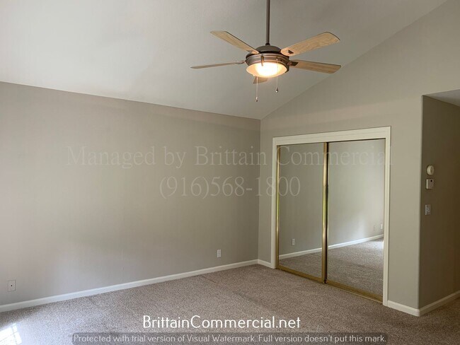 Building Photo - Gorgeous 3 Bedroom 2 Bath House at Courtsi...