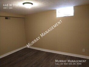 Building Photo - 448 W 9th St