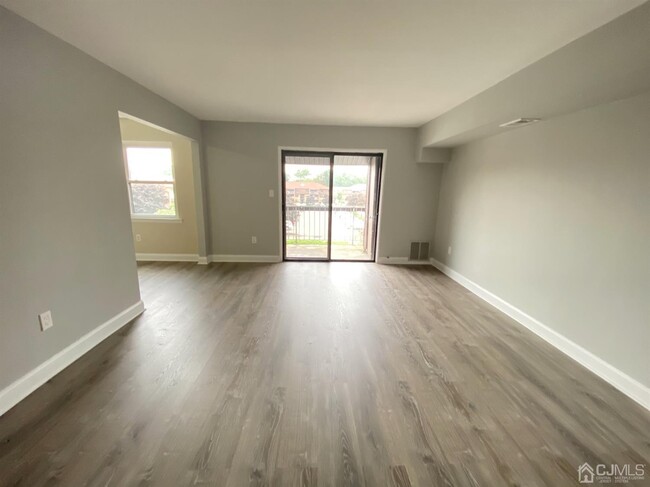 Building Photo - 1429 Raspberry Ct