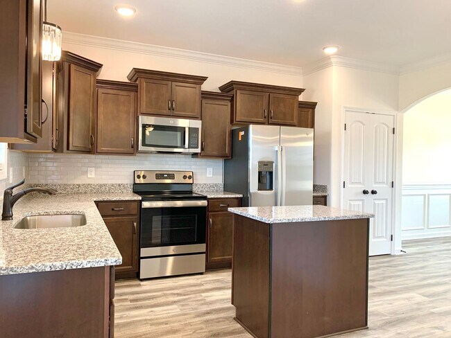 Building Photo - 987 E Creek Coyote Trl