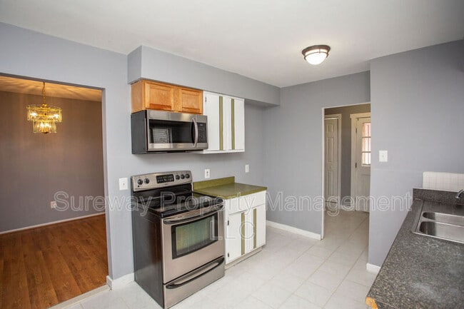 Building Photo - 22 Hamal Ct